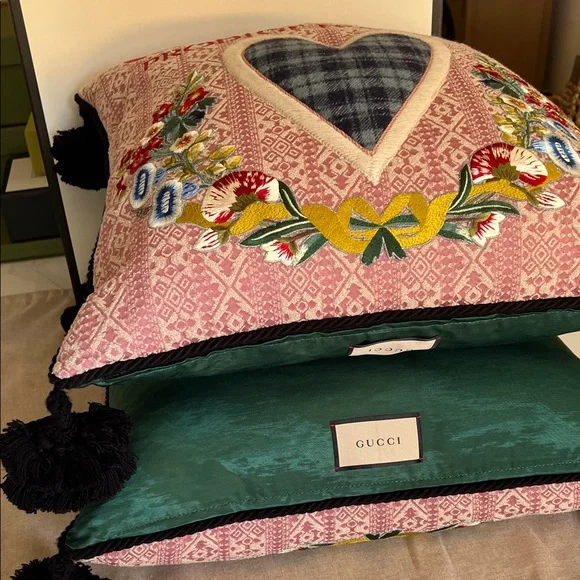 Gucci Pink Accent Pillow with Heart and Floral Design - Picture 10 of 11